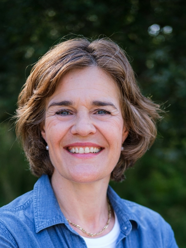 Portrait of MARIA HANSEN