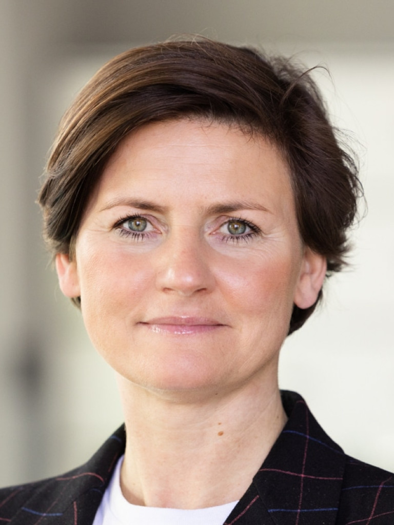 Portrait of Julia Fitzner