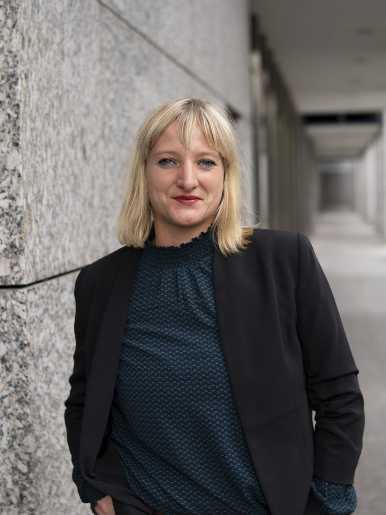 Portrait of JULIANE SCHMELING