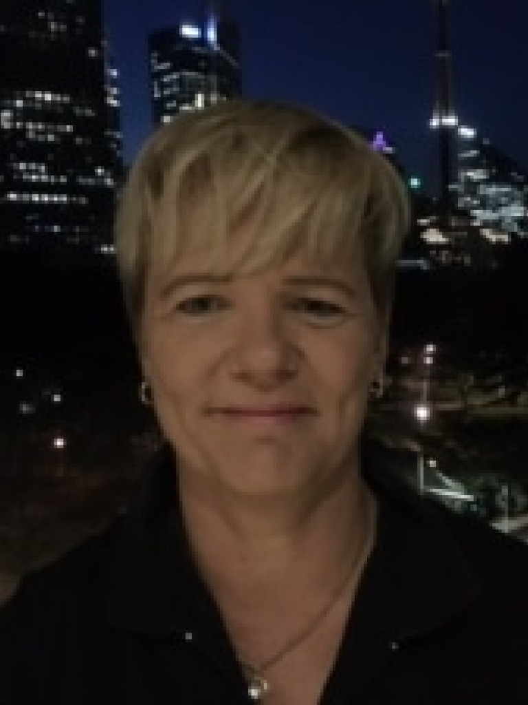 Portrait of Libby Harris