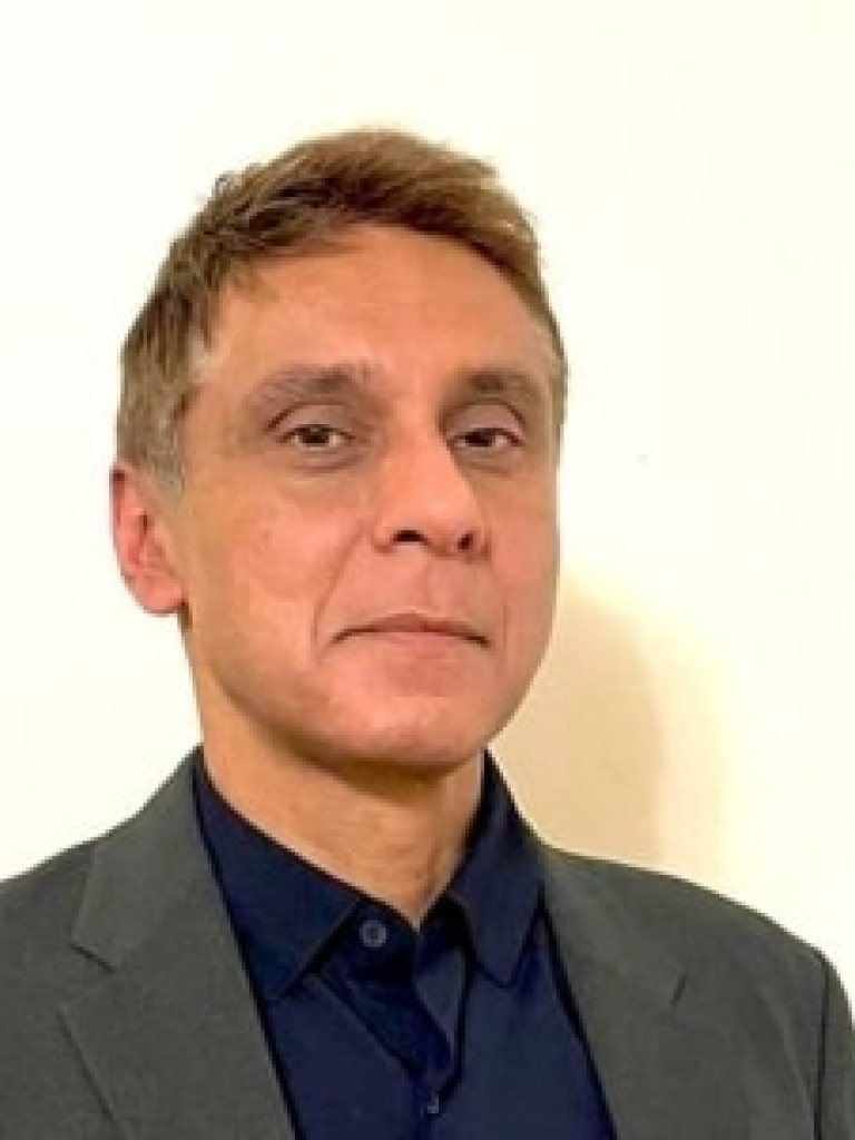 Portrait of Raj Kalia