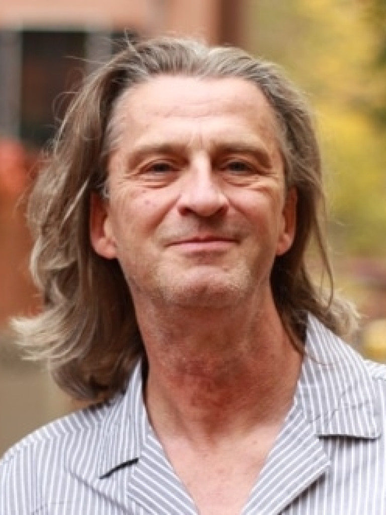 Portrait of Thorsten Mehnert