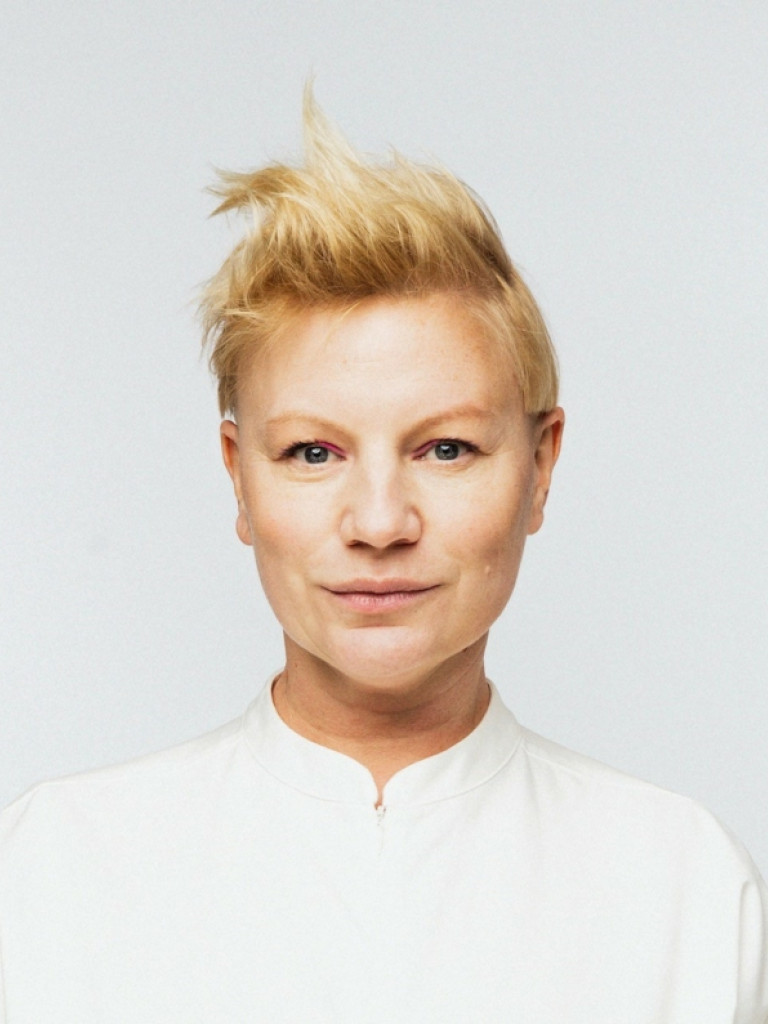 Portrait of Ülly Enn