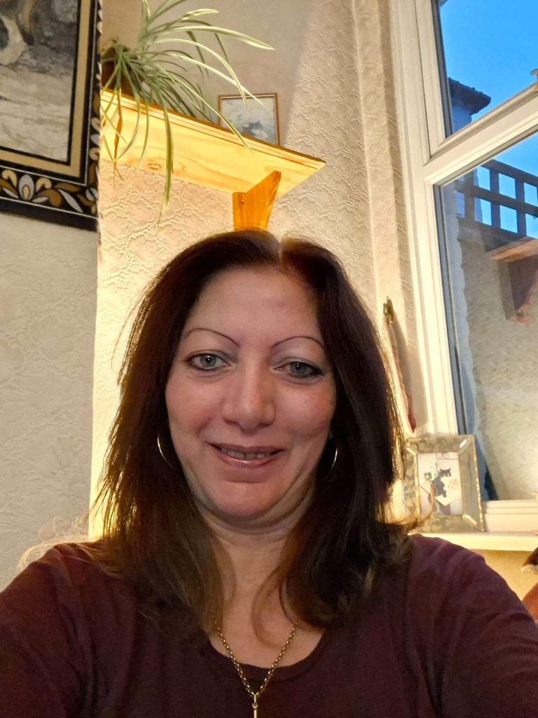 Portrait of Debbie Bridges