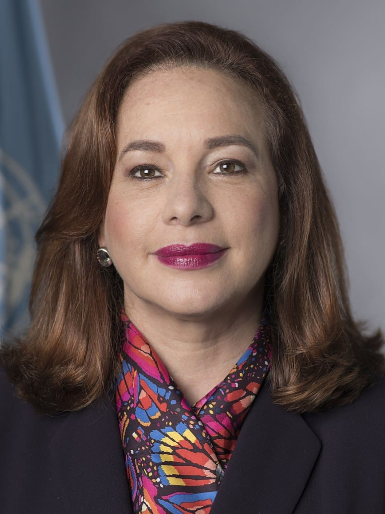 María Fernanda Espinosa