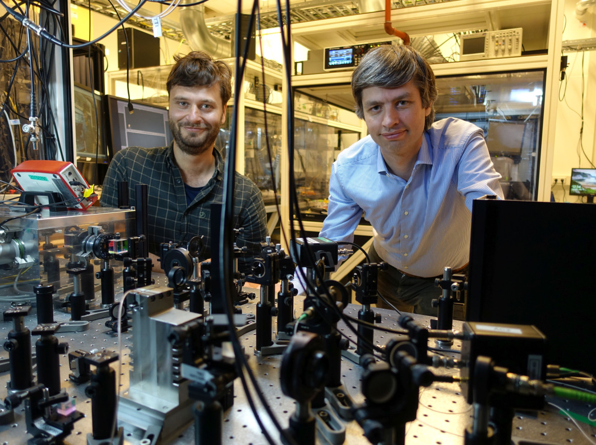 Ewold Verhagen (right) with PhD student Jesse Slim