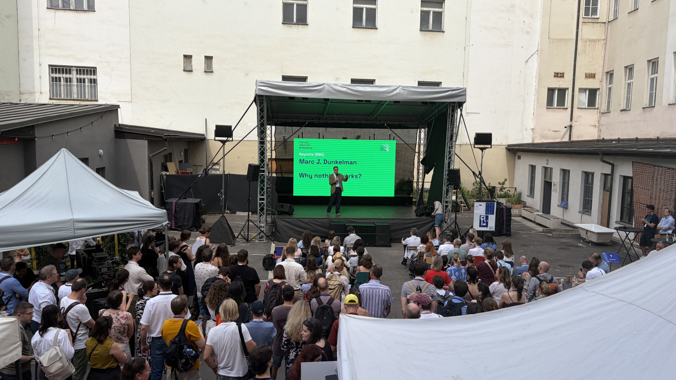 Photo: Marc J. Dunkelman Keynote Address