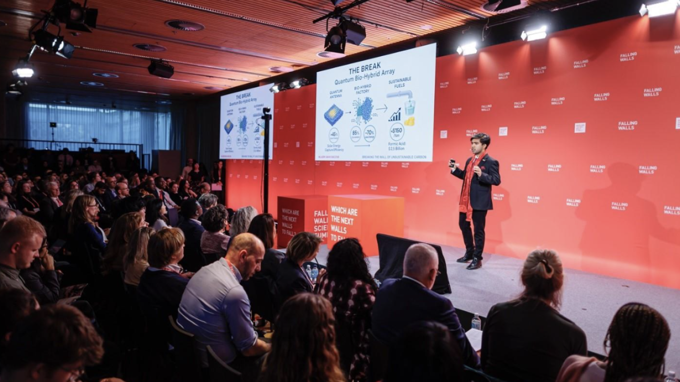 Niladri Saha Saccha at Falling Walls Science Summit 