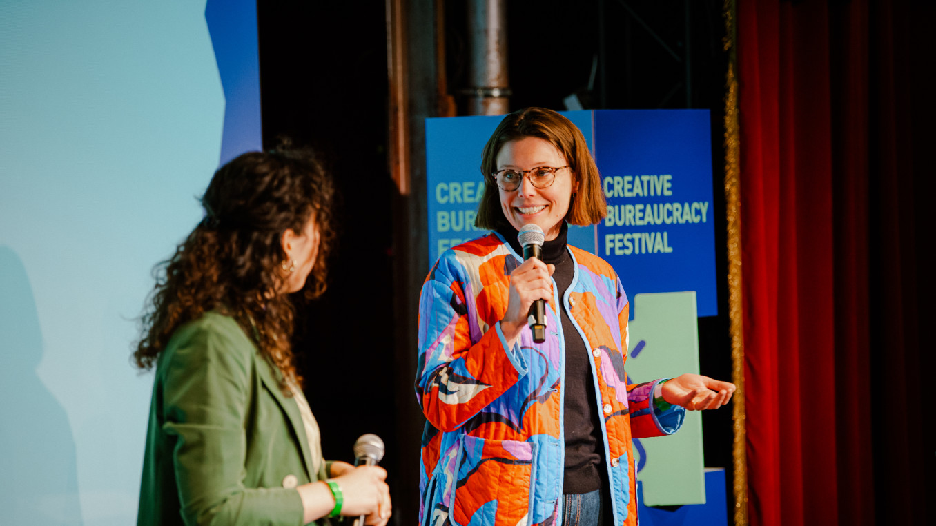speaker on impact stage 